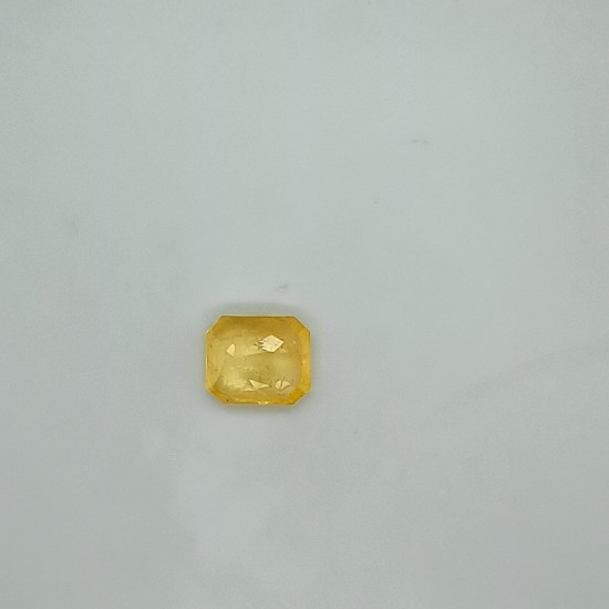 Yellow Sapphire (Pukhraj) 7.26 Ct